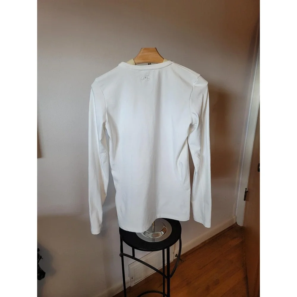Under Armour youth Large White Long Sleeve Cold Gear - Picture 2 of 8